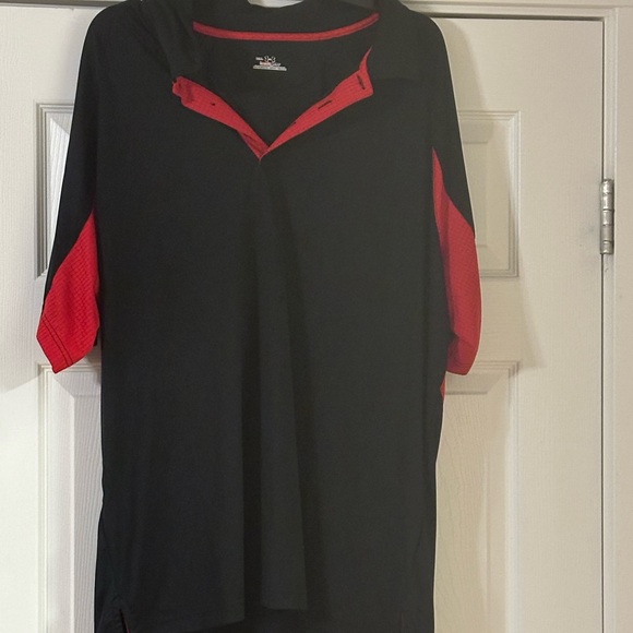 Mens Under Armour Black and Red Embroidered Short Sleeve Polo Shirt XXL - Picture 1 of 5
